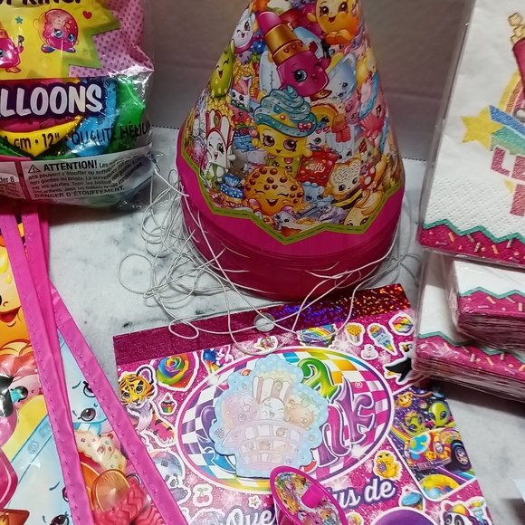 Shopkins party box bundle 86 items all new condition - Picture 5 of 7